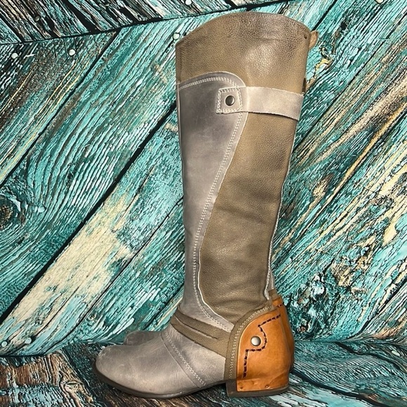Kelsi Dagger Shoes - Kelsi Dagger Gray and Tan Leather Boots